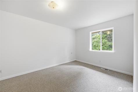 379 NW Mosher Canyon Road Bremerton WA 98311