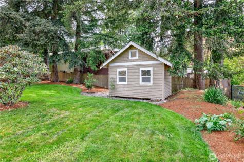 379 NW Mosher Canyon Road Bremerton WA 98311