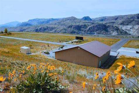 675 Peach Road Waterville WA 98858