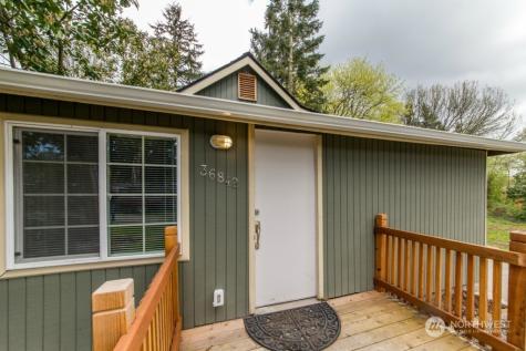 36842 45th Auburn WA 98001