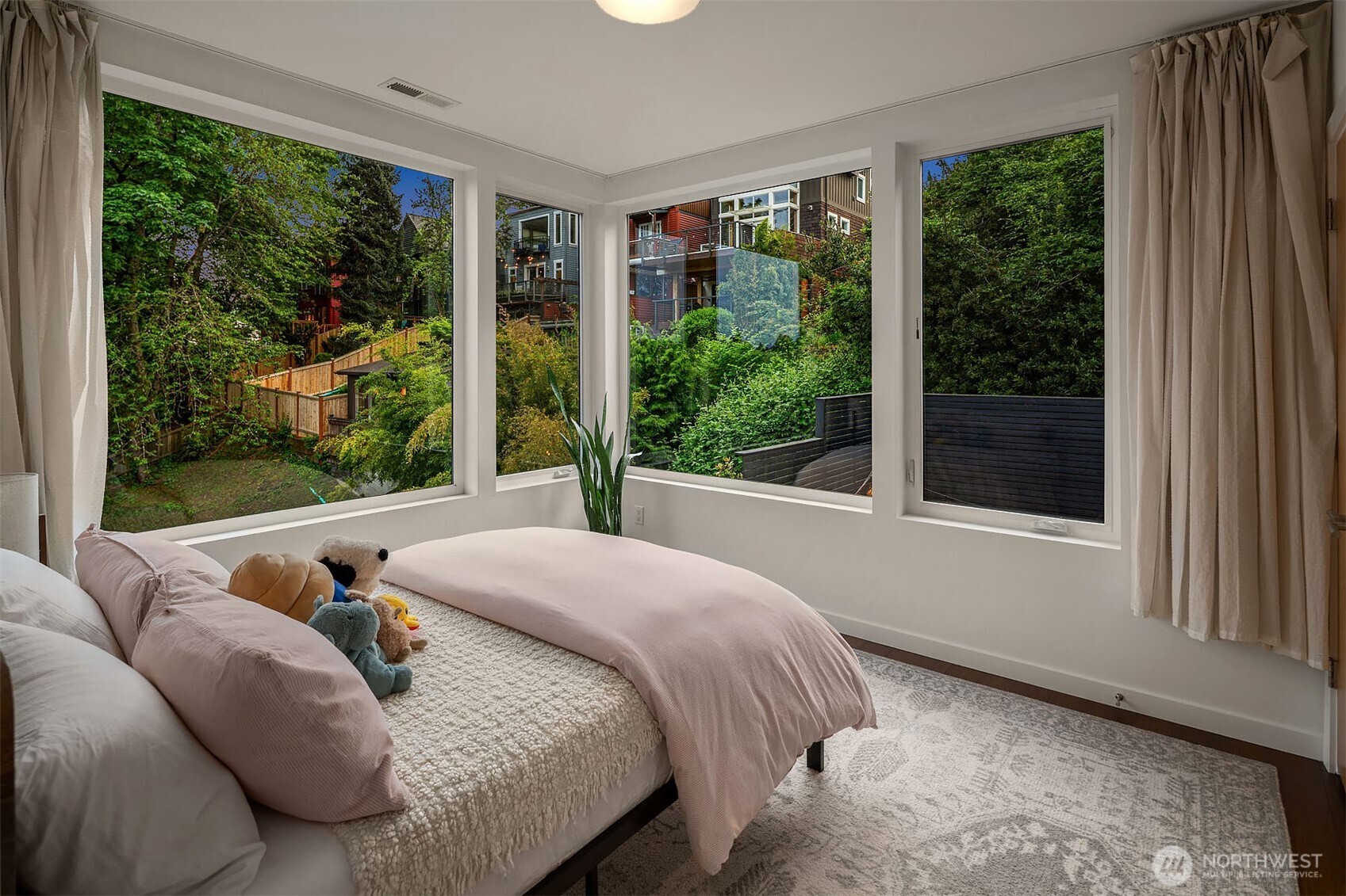431 26th Avenue E Seattle WA 98112