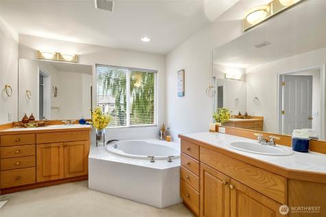 17401 33rd Drive SE Bothell WA 98012