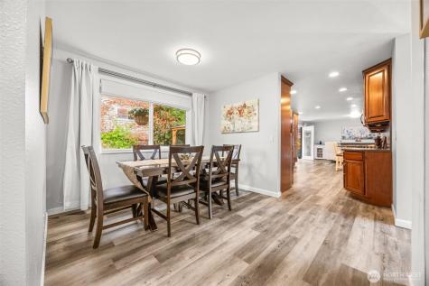 12814 NE 144th Place Kirkland WA 98034