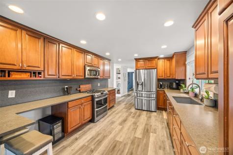 12814 NE 144th Place Kirkland WA 98034