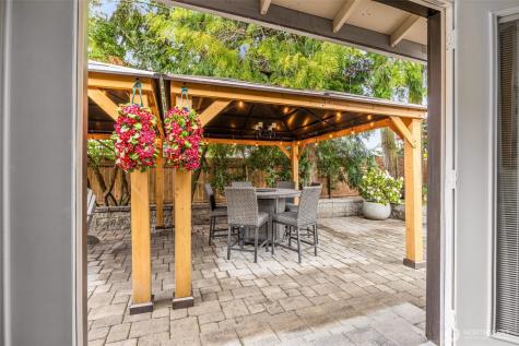 12814 NE 144th Place Kirkland WA 98034