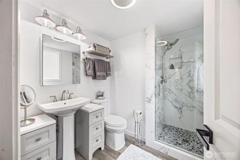 12814 NE 144th Place Kirkland WA 98034