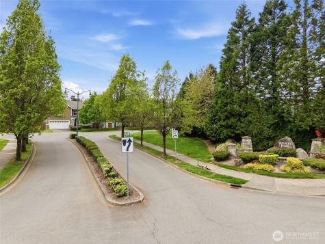 2108 250th Place SE Sammamish WA 98075