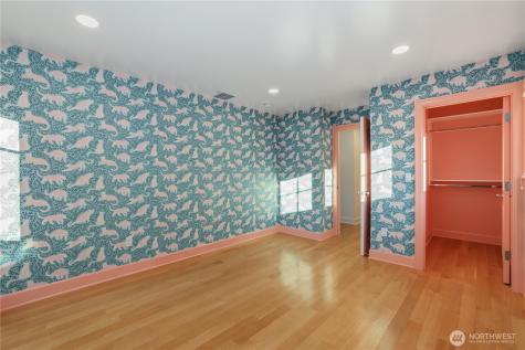 37 Tatoosh Key Bellevue WA 98006