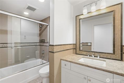 37 Tatoosh Key Bellevue WA 98006