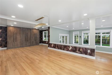 37 Tatoosh Key Bellevue WA 98006