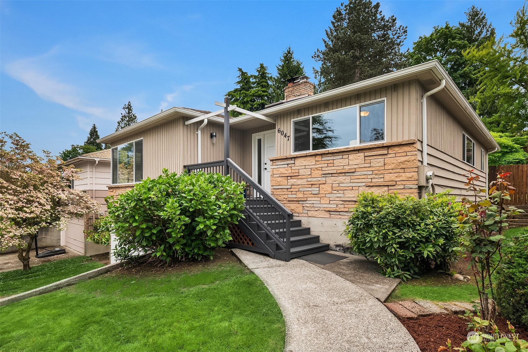 6047 Ne 61st Street Seattle WA 98115