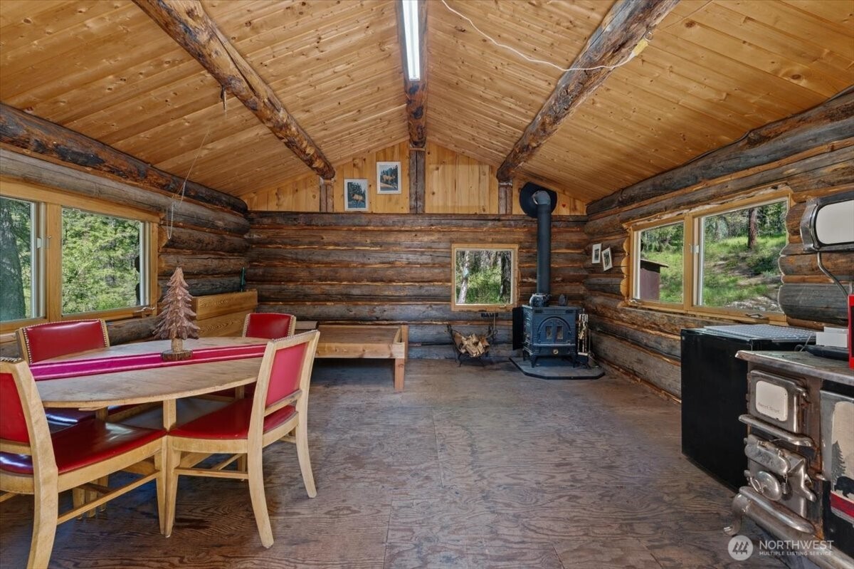 2350 First Creek Road Chelan WA 98816