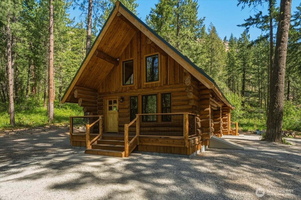 2350 First Creek Road Chelan WA 98816