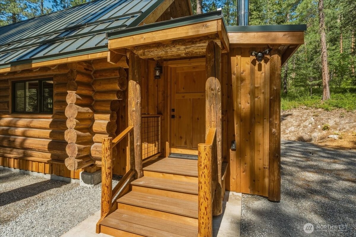 2350 First Creek Road Chelan WA 98816