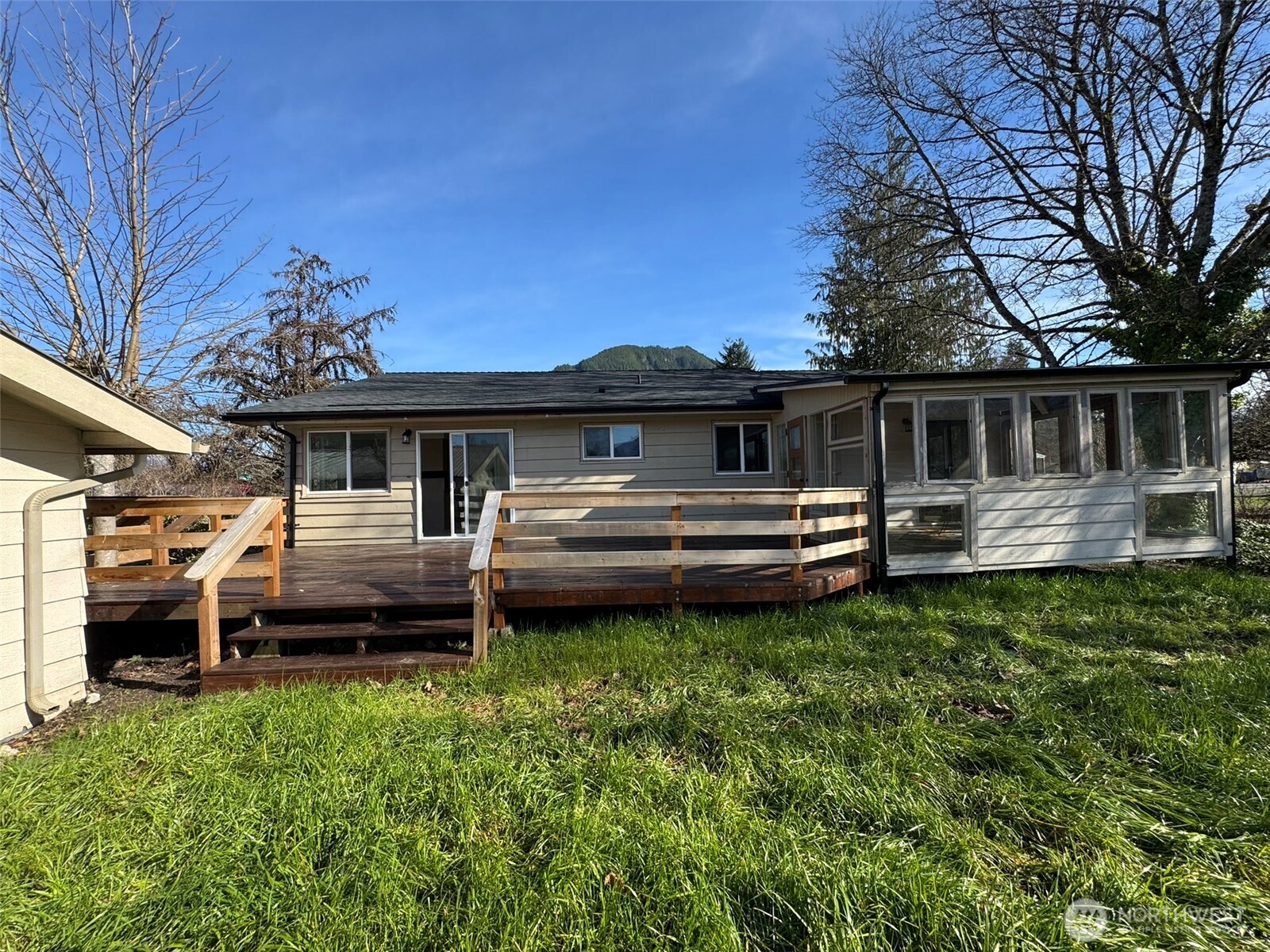 935 Madison Avenue Darrington WA 98241
