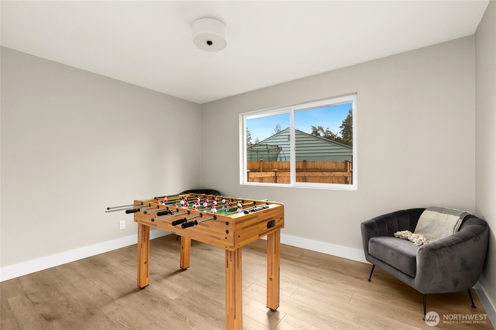 1402 N 136th Street Seattle WA 98133