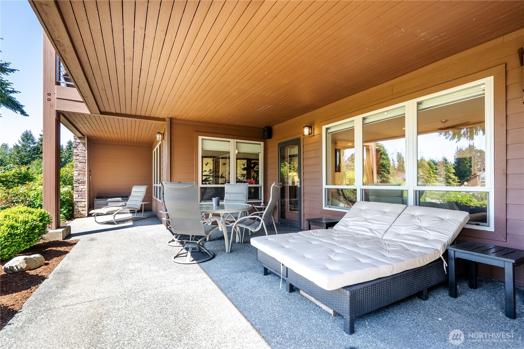 8775 Club House Point Drive Blaine WA 98230