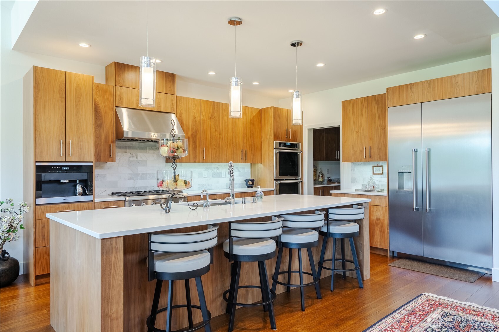 8775 Club House Point Drive Blaine WA 98230