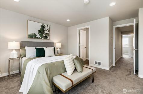 205 SW 4th Lane Oak Harbor WA 98277
