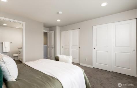 205 SW 4th Lane Oak Harbor WA 98277