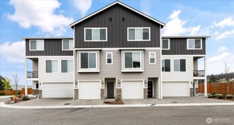 205 SW 4th Lane Oak Harbor WA 98277