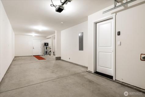 205 SW 4th Lane Oak Harbor WA 98277