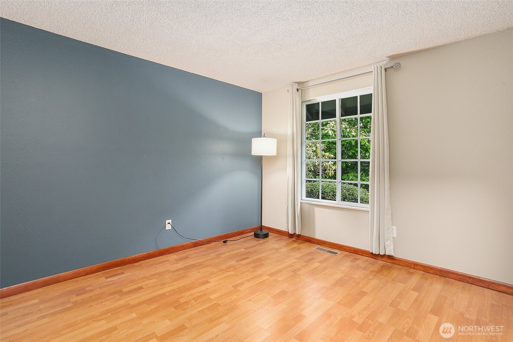 14203 NE 63rd Court Redmond WA 98052
