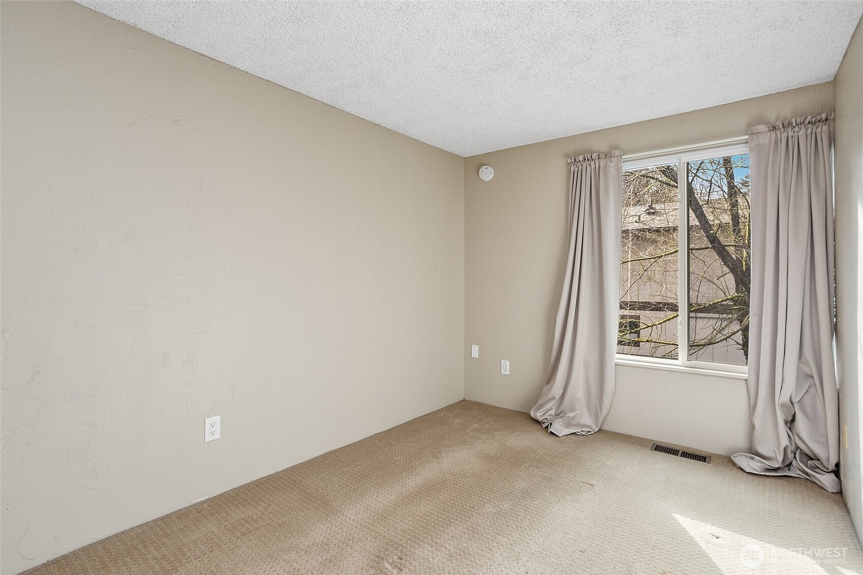 14203 NE 63rd Court Redmond WA 98052