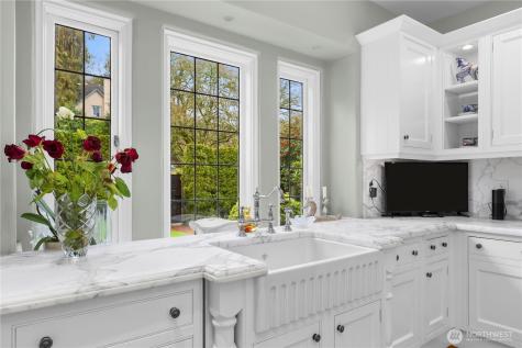 180 Lake Washington Boulevard E Seattle WA 98112