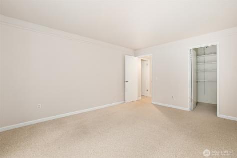 2940 Kennewick Place NE Renton WA 98056