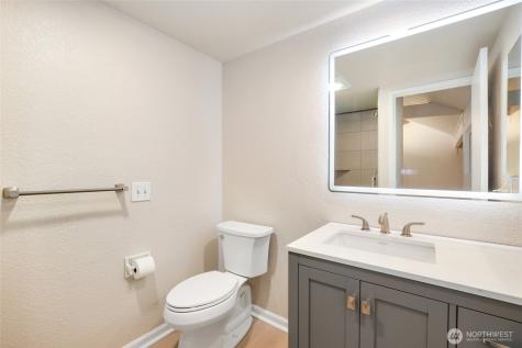 2940 Kennewick Place NE Renton WA 98056