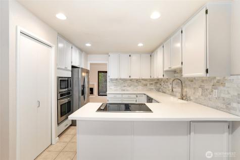 2940 Kennewick Place NE Renton WA 98056