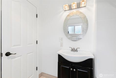5620 38th Avenue SW Seattle WA 98126