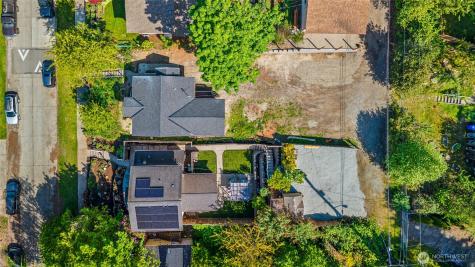 5620 38th Avenue SW Seattle WA 98126