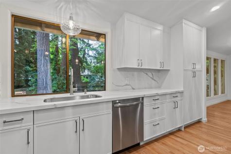 16438 SE 22nd Street Bellevue WA 98008