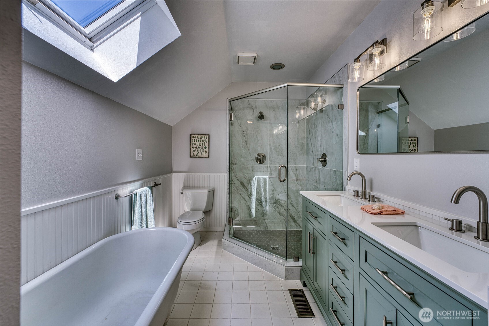 10295 NE West Kingston Road Kingston WA 98346