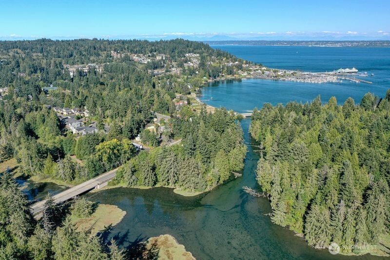 10295 NE West Kingston Road Kingston WA 98346