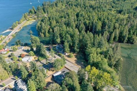 10295 NE West Kingston Road Kingston WA 98346