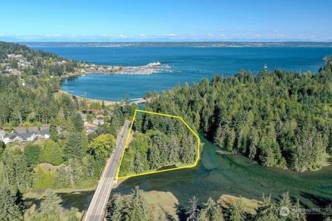 10295 NE West Kingston Road Kingston WA 98346