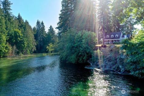 10295 NE West Kingston Road Kingston WA 98346