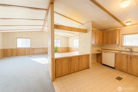 207 Ferry Avenue E Brewster WA 98812