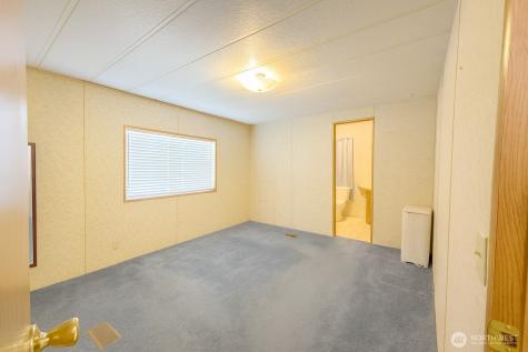 207 Ferry Avenue E Brewster WA 98812