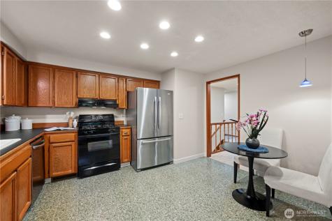 19809 97th Avenue S Renton WA 98055