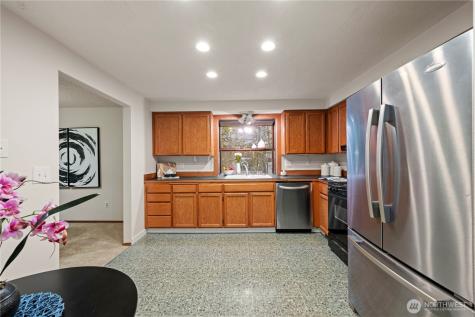 19809 97th Avenue S Renton WA 98055
