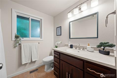 19809 97th Avenue S Renton WA 98055