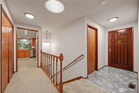 19809 97th Avenue S Renton WA 98055