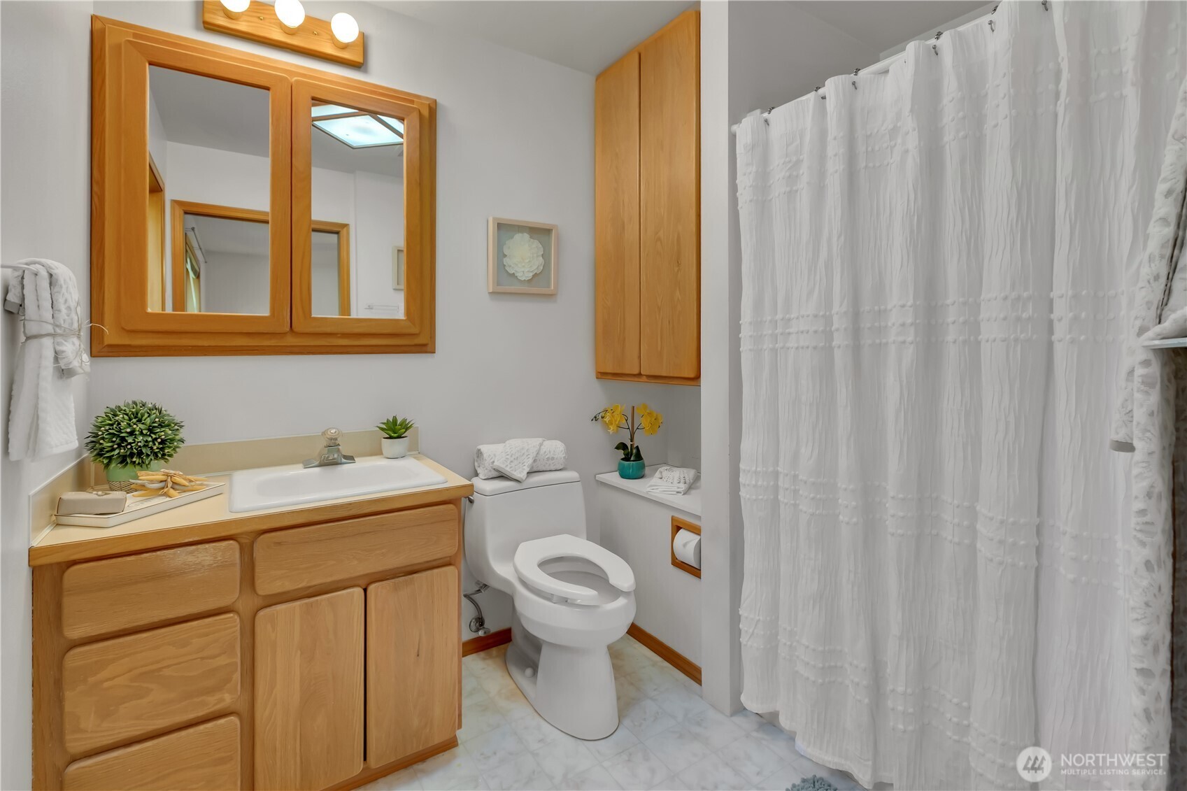 827 Illahee Drive Fox Island WA 98333