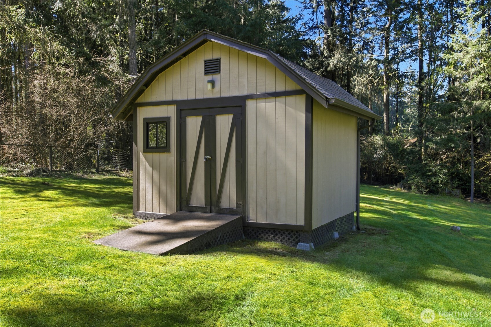 827 Illahee Drive Fox Island WA 98333