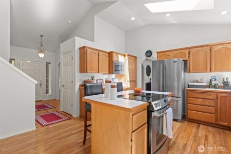 2414 Kennewick Place NE Renton WA 98056