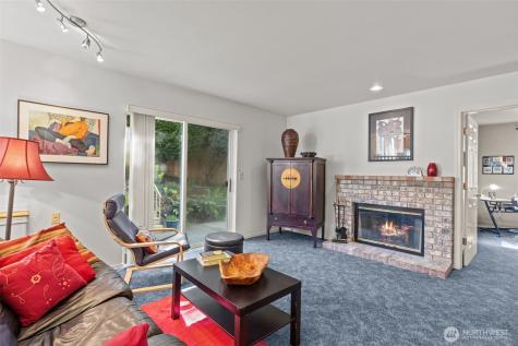 2414 Kennewick Place NE Renton WA 98056